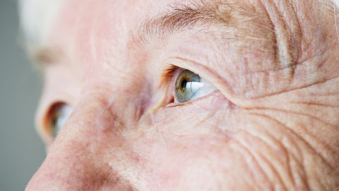 O que é retinopatia diabética: cuidados e tratamento