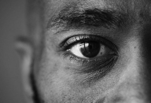 O que pode agravar o glaucoma?